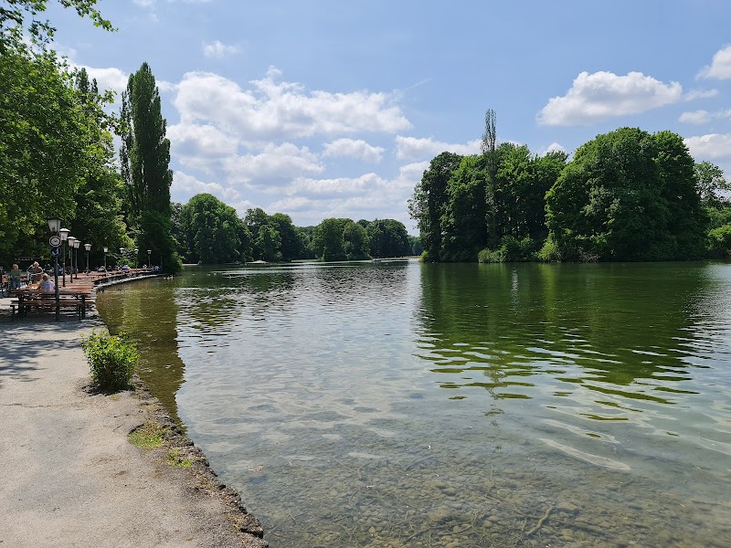 Englischer Garten Boat Rental at Kleinhesseloher See