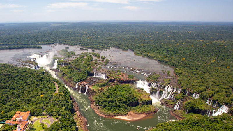 Parque Nacional do Iguaçu, Brazilian Side Panoramic Trail