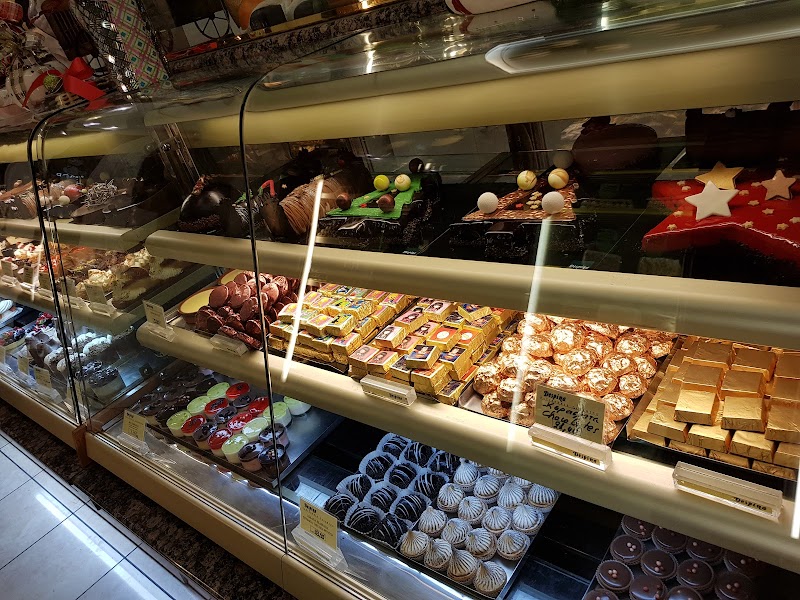 Skoufas Pastry Shop