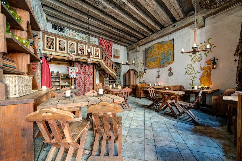 Olde Hansa Restaurant