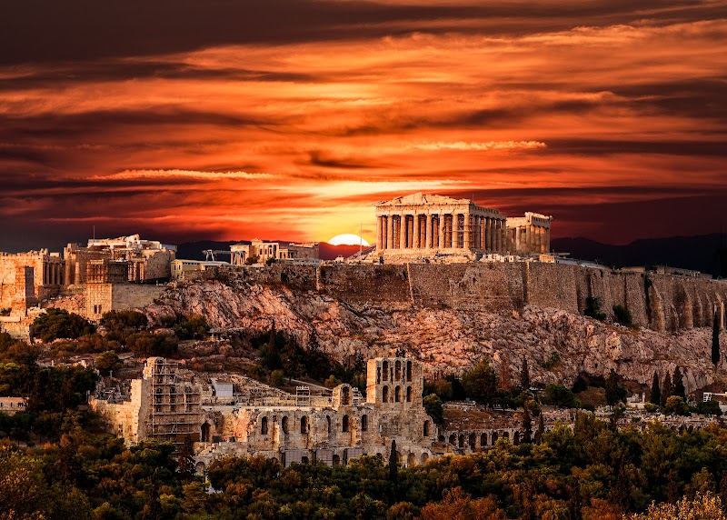 Acropolis View 2BD Apt next to Museum & Metro