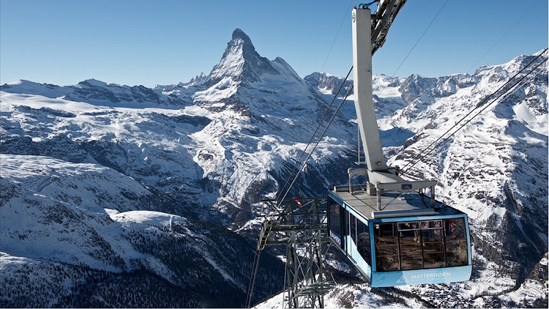 Snowtubing at Matterhorn Glacier Paradise