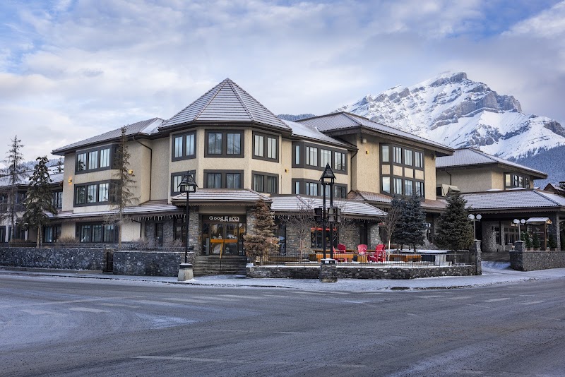 Elk + Avenue Hotel