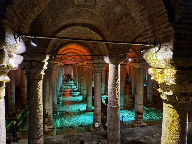 Basilica Cistern (Yerebatan Sarnici)