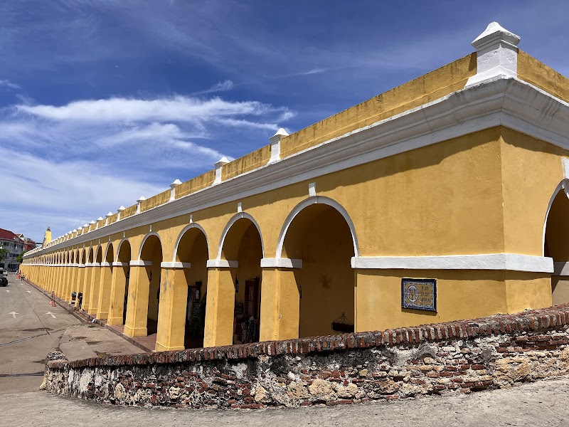 Las Bovedas Artisan Market