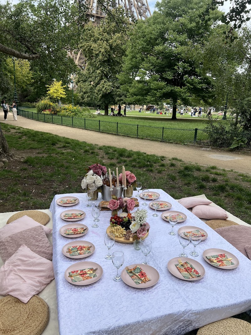 Champ de Mars Picnic