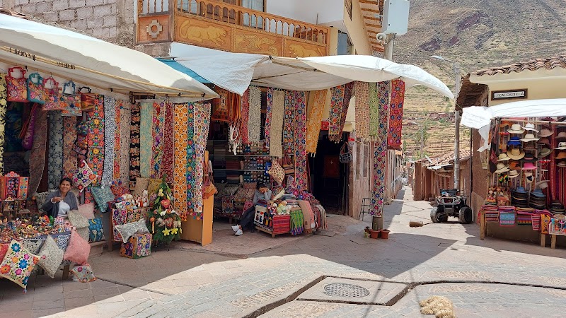 Pisac Market