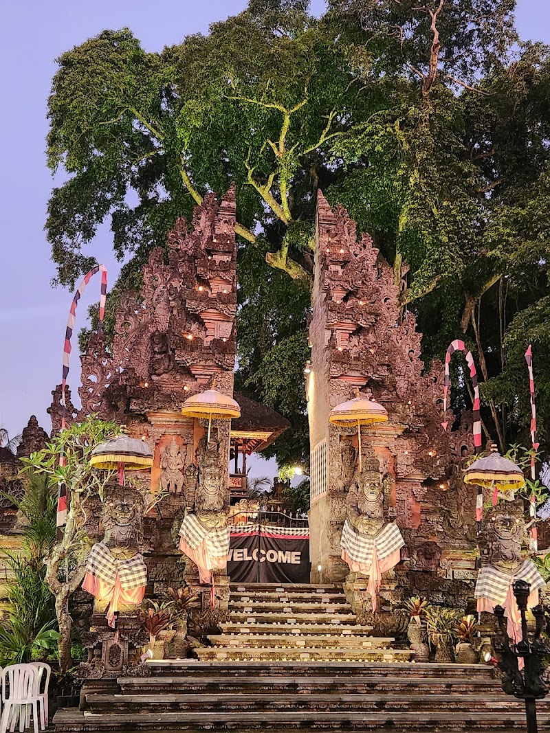 Kecak Fire Dance at Pura Dalem Taman Kaja