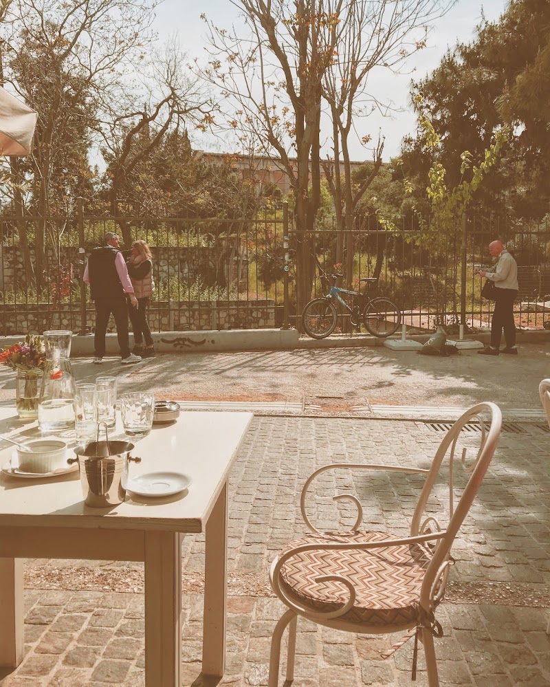 Kuzina Restaurant