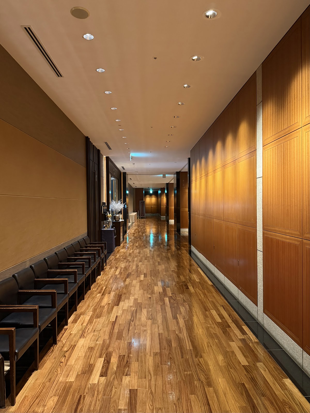 Shiodome City Center (汐留シティセンター)